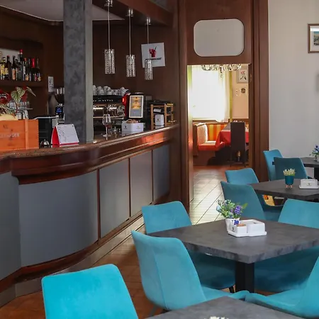 Regina Del Bosco Hotel Ronzone