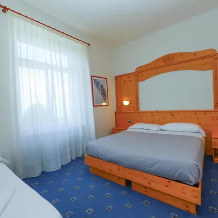 Hotel Regina Del Bosco Ronzone